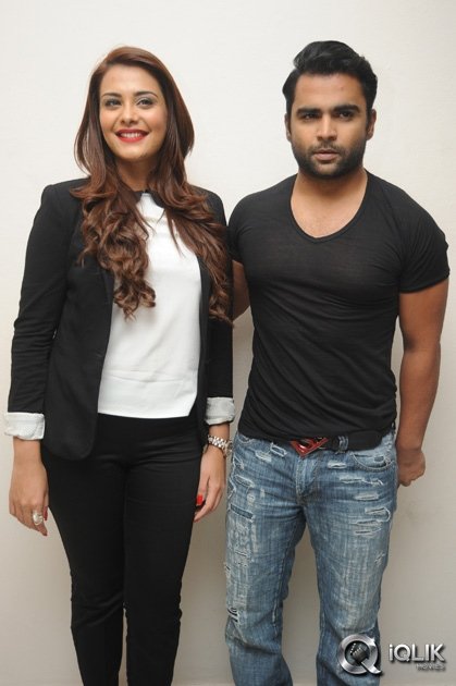 Nee-Jathaga-Nenundali-Movie-Platinum-Disc-Function